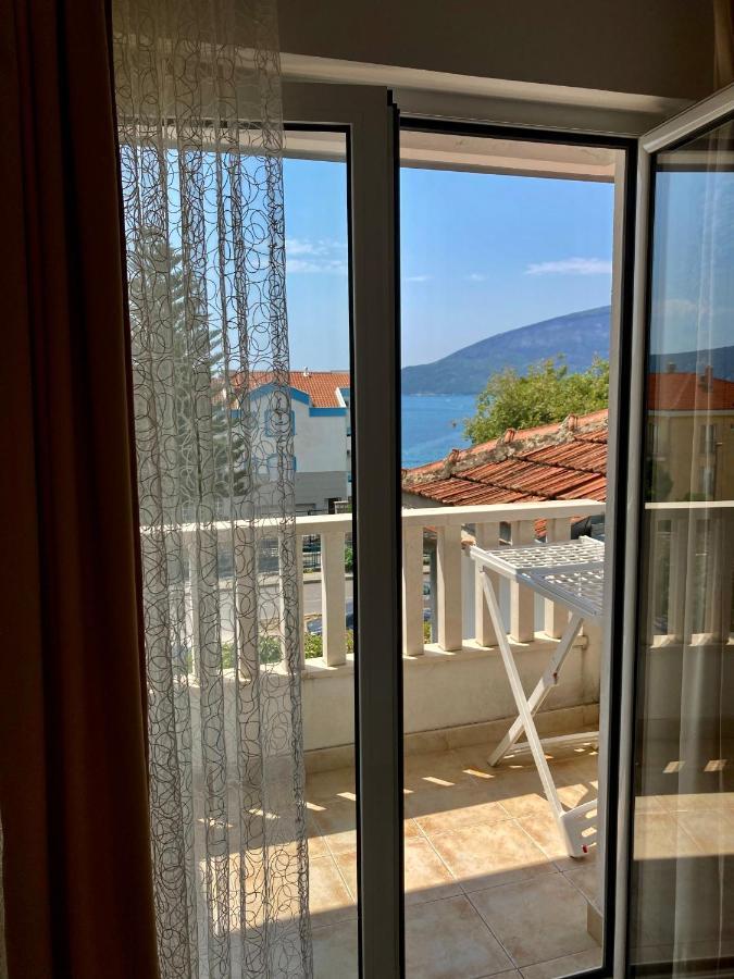 Apartments Milicevic ヘルツェグ・ノヴィ エクステリア 写真